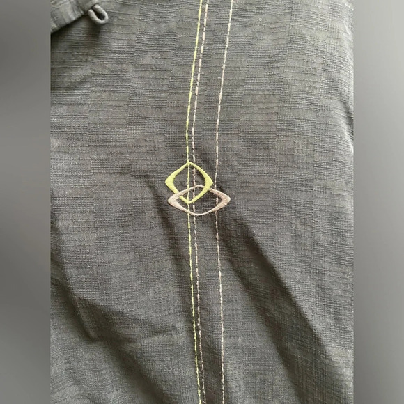 Tommy Bahama black silk shirt sleeve button shirt Sz L - Picture 4 of 8